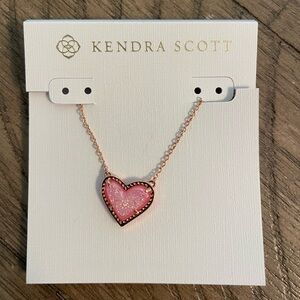 Kendra Scott Ari Heart Necklace 💗